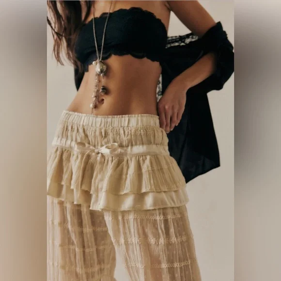 Free People Belle Ruffle Pants in Ivory - Picture 4 of 13